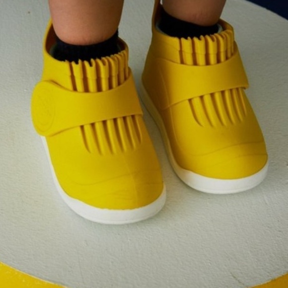 New!Whatever the Weather Butler RockhopprO… - Picture 8 of 11